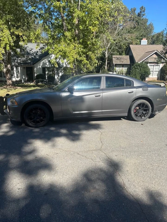 2011 Dodge Charger 7th Gen - Image 5 of 6