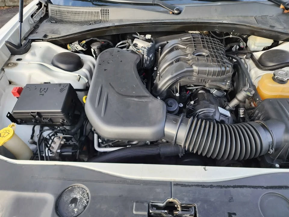 2011 Dodge Charger 7th Gen - Image 8 of 10