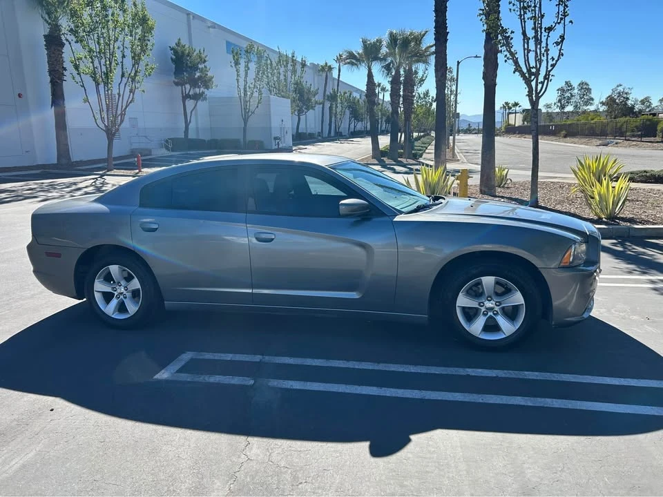 2011 Dodge Charger 7th Gen - Image 6 of 13