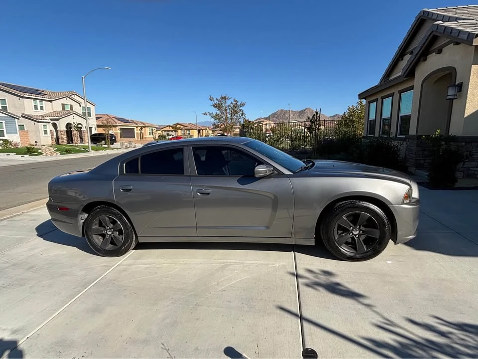 2011 Dodge Charger 7th Gen - Image 3 of 17