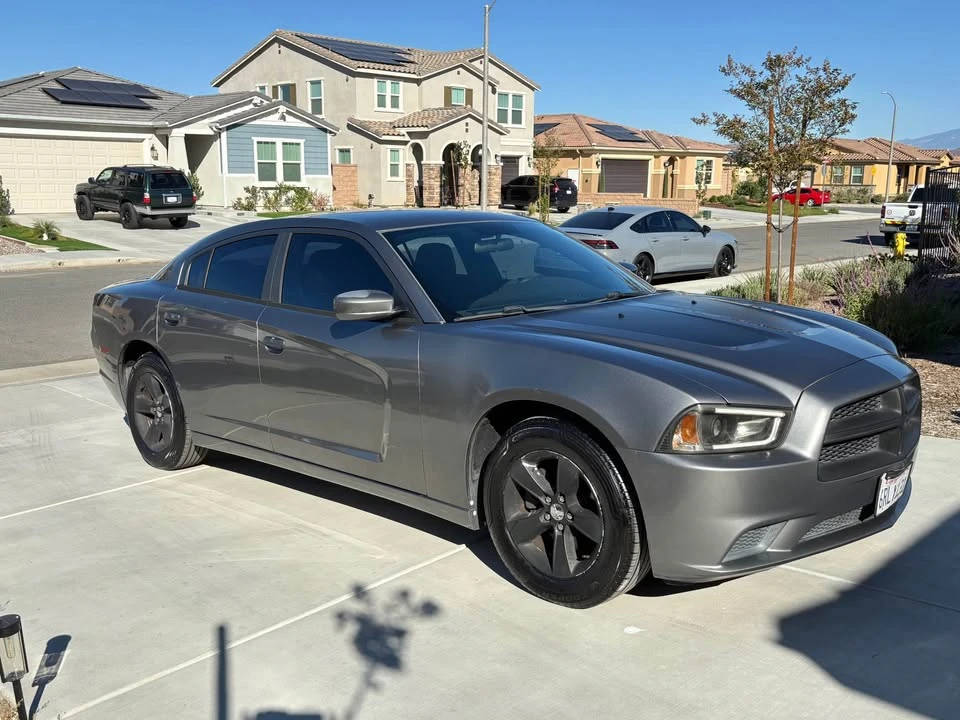 2011 Dodge Charger 7th Gen - Image 2 of 17
