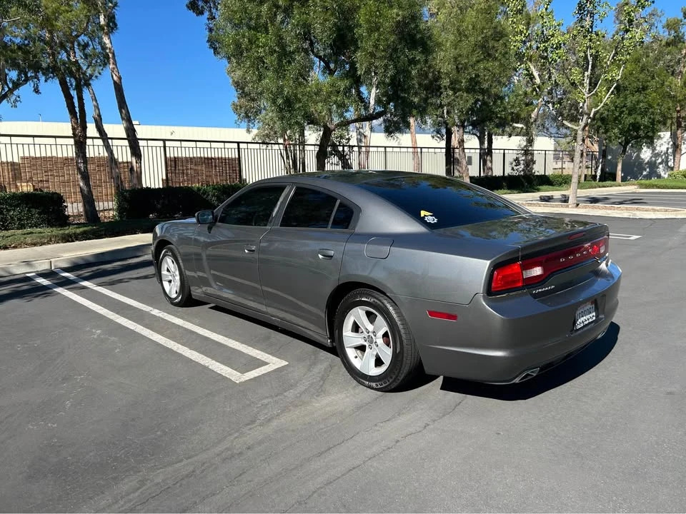 2011 Dodge Charger 7th Gen - Image 8 of 13