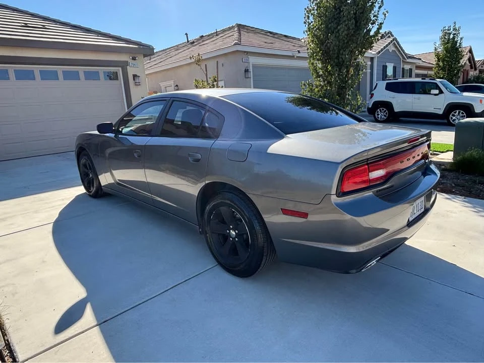 2011 Dodge Charger 7th Gen - Image 6 of 17