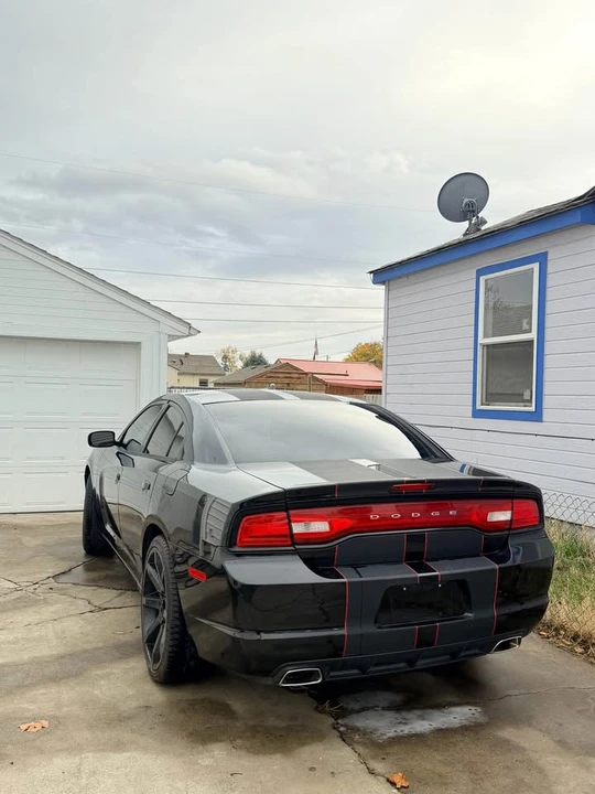 2011 Dodge Charger 7th Gen - Image 3 of 14