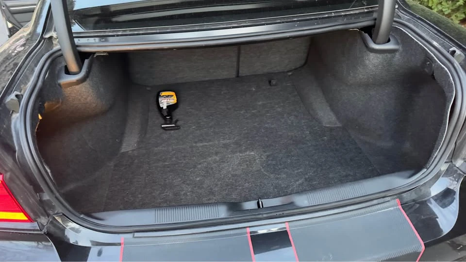 2011 Dodge Charger 7th Gen - Image 14 of 14