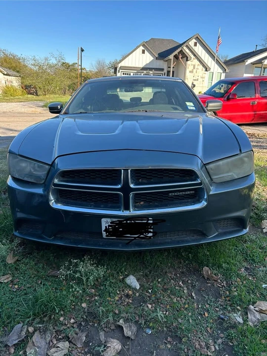 2011 Dodge Charger 7th Gen - Image 2 of 7