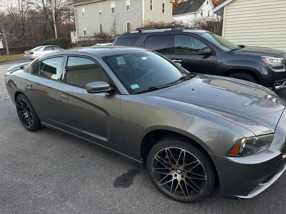 2011 Dodge Charger 7th Gen - Image 4 of 10