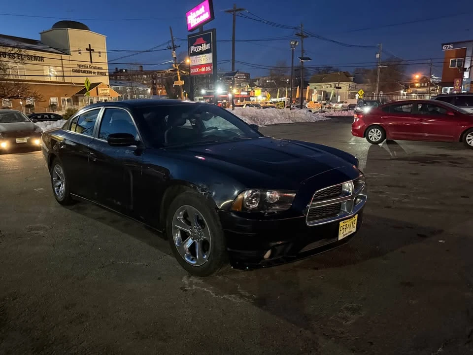 2011 Dodge Charger 7th Gen - Image 7 of 15