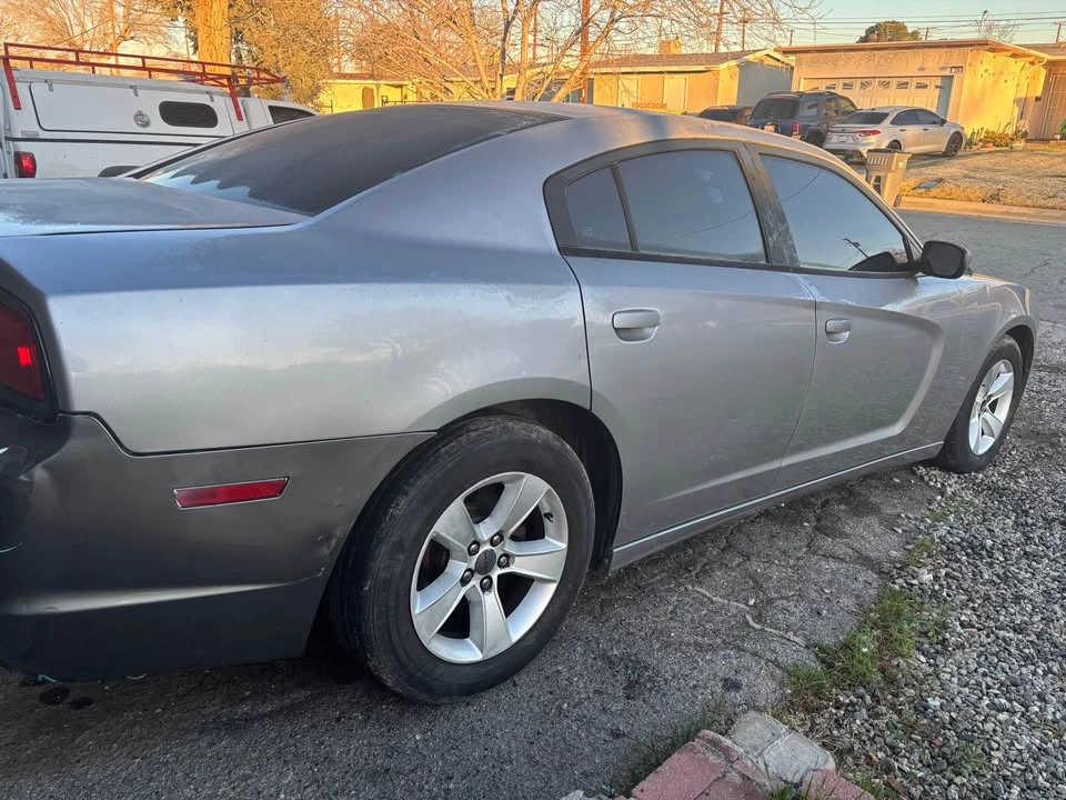2011 Dodge Charger 7th Gen - Image 5 of 8