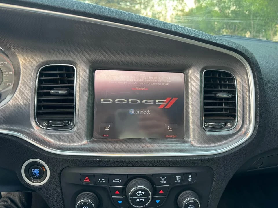 2011 Dodge Charger 7th Gen - Image 17 of 17