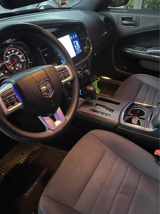 2011 Dodge Charger 7th Gen - Image 2 of 5