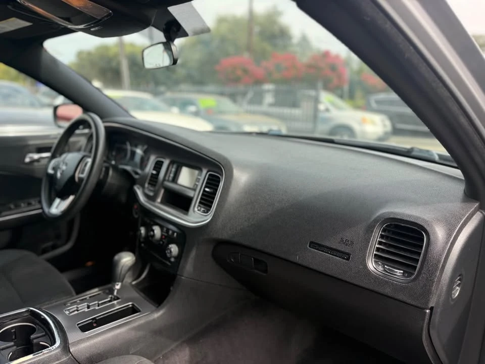 2011 Dodge Charger 7th Gen - Image 13 of 20