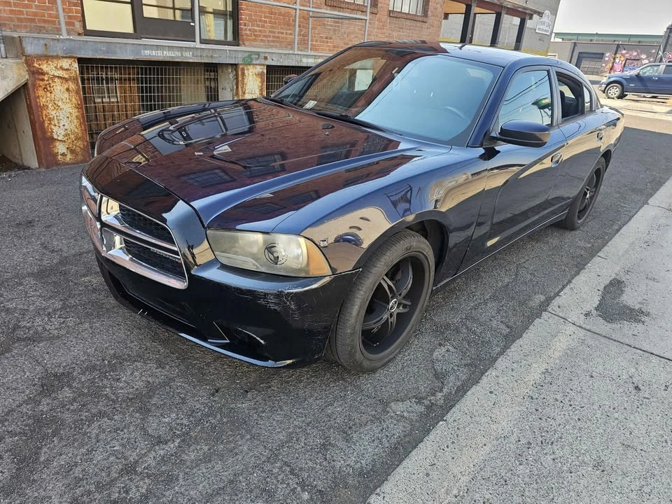 2011 Dodge Charger 7th Gen - Image 3 of 12