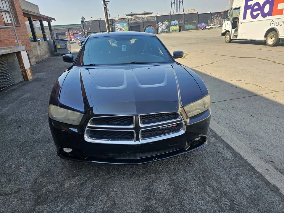 2011 Dodge Charger 7th Gen - Image 2 of 12