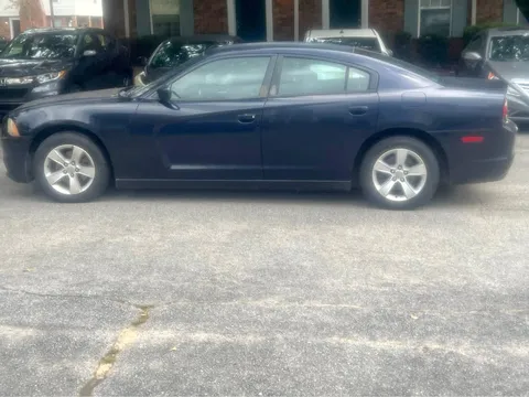 2011 Dodge Charger SE Sedan 4D