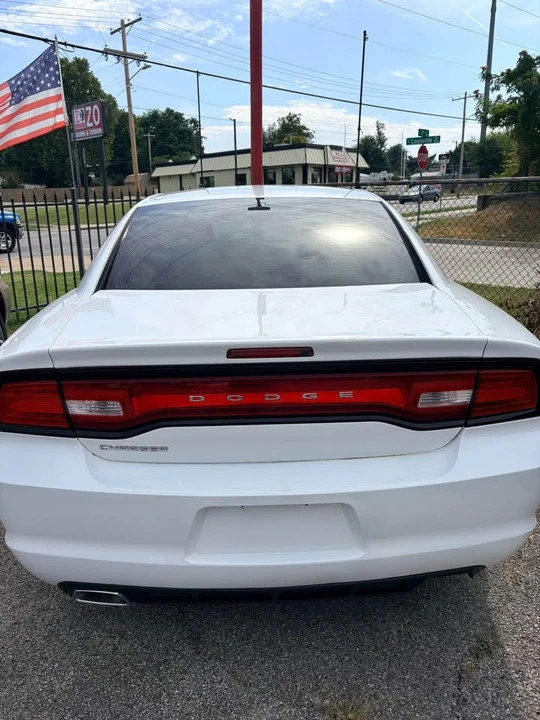 2011 Dodge Charger 7th Gen - Image 2 of 6