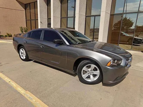 2011 Dodge Charger SE Sedan 4D