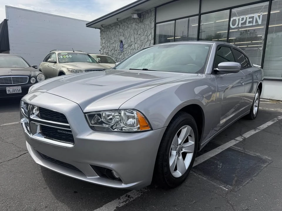 2011 Dodge Charger 7th Gen - Image 2 of 20