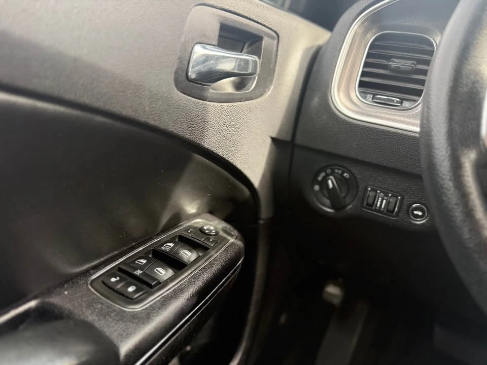 2011 Dodge Charger 7th Gen - Image 18 of 20