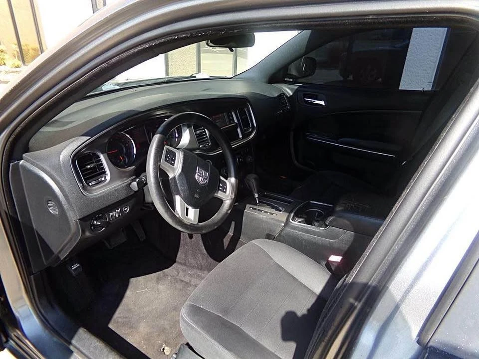 2011 Dodge Charger 7th Gen - Image 5 of 6
