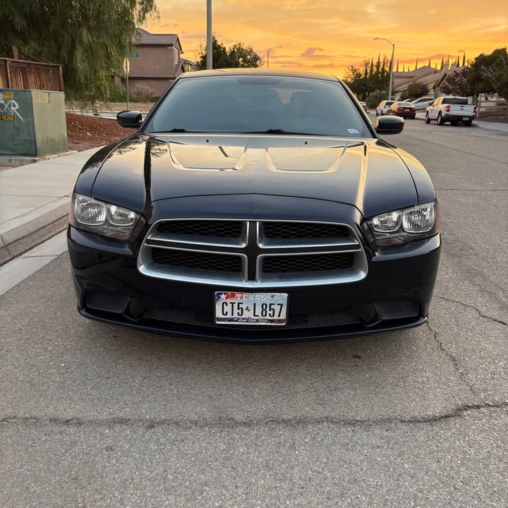 2011 Dodge Charger 7th Gen - Image 2 of 7
