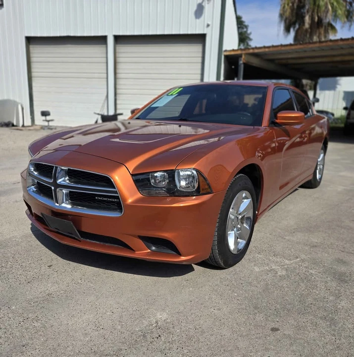 2011 Dodge Charger 7th Gen - Image 2 of 9