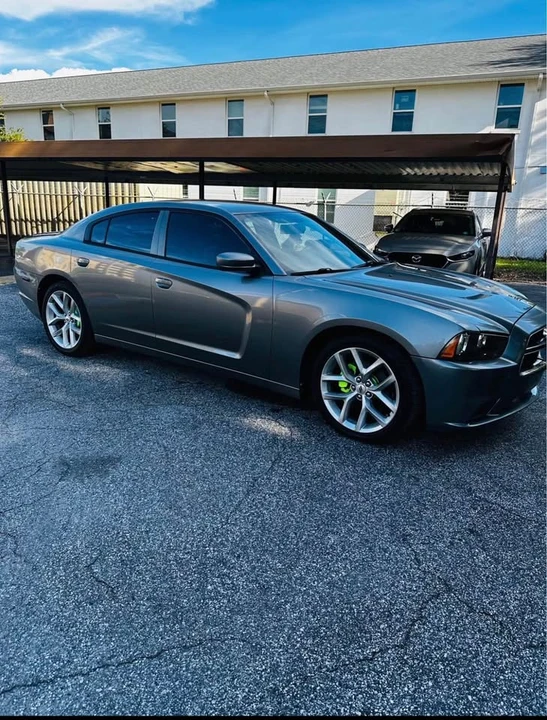 2011 Dodge Charger 7th Gen - Image 3 of 9