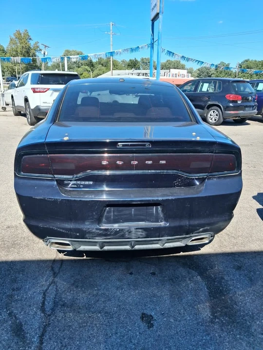 2011 Dodge Charger 7th Gen - Image 2 of 6