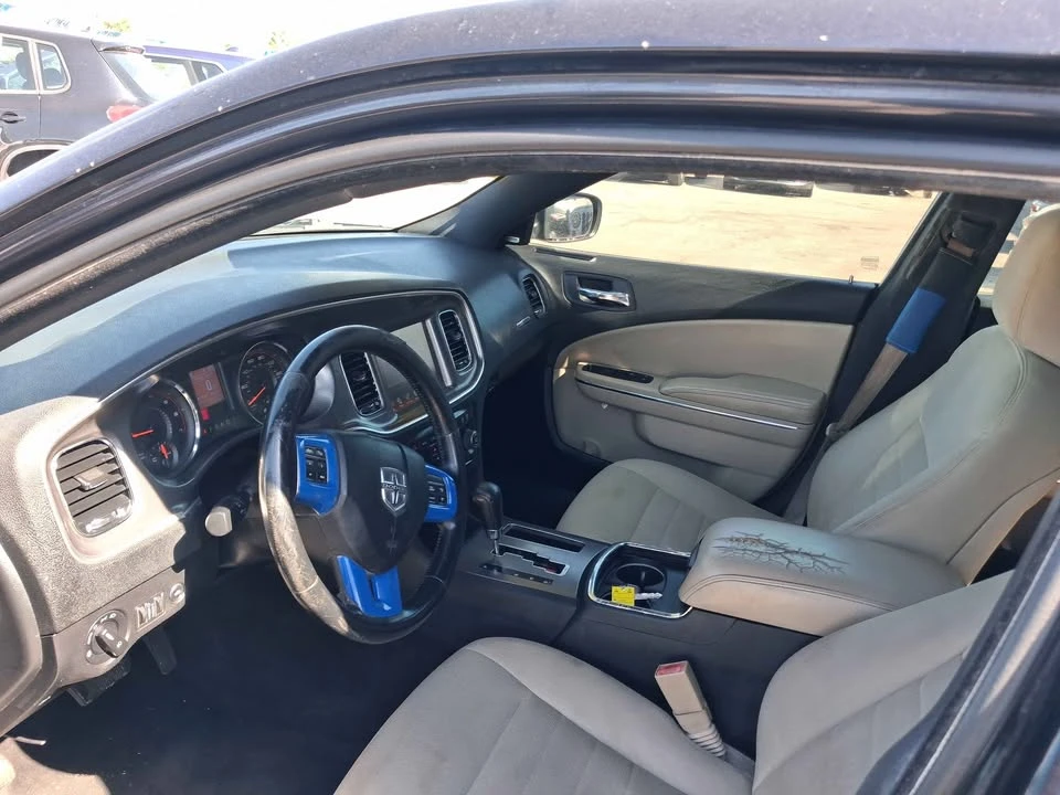 2011 Dodge Charger 7th Gen - Image 5 of 6