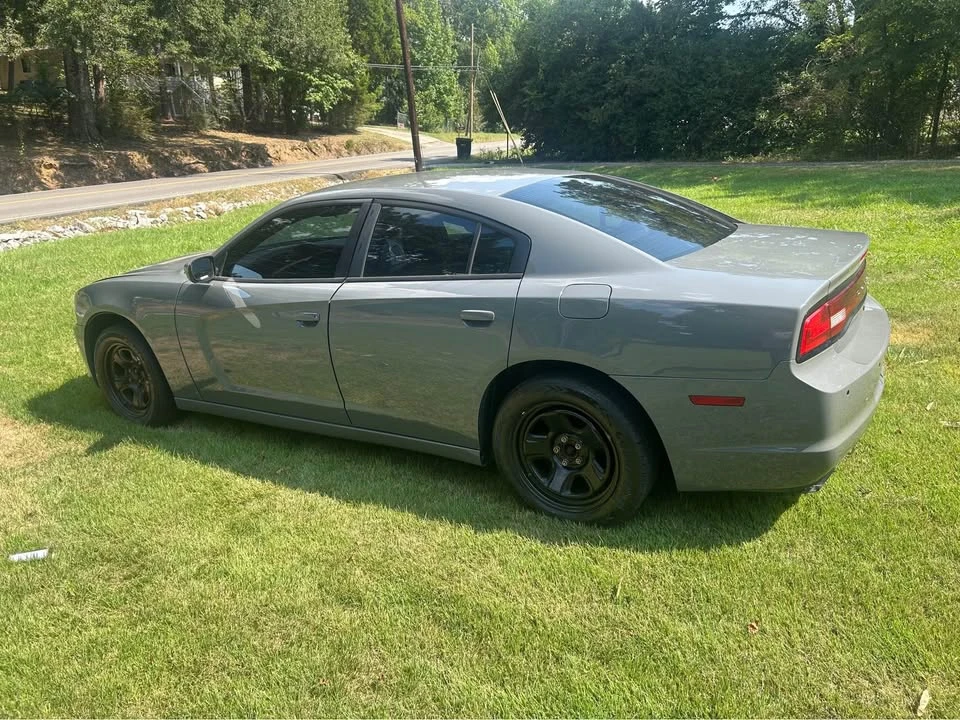 2011 Dodge Charger 7th Gen - Image 4 of 5