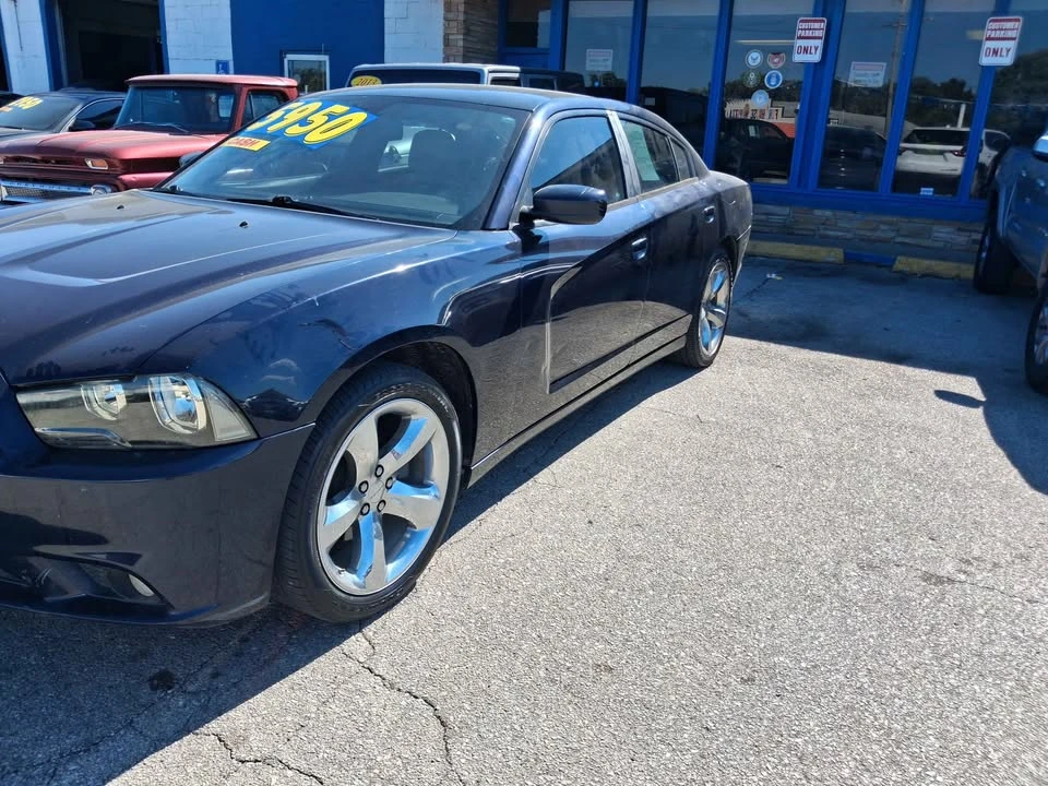 2011 Dodge Charger 7th Gen - Image 3 of 6
