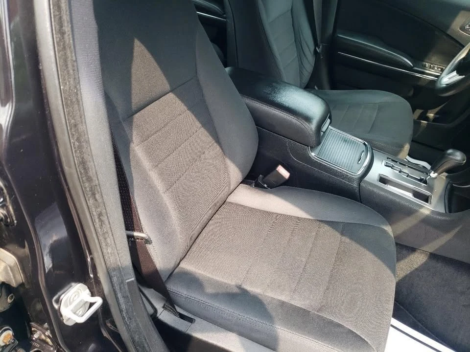 2011 Dodge Charger 7th Gen - Image 15 of 20