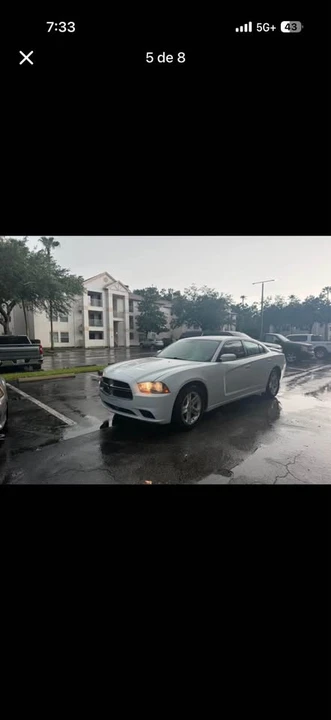 2011 Dodge Charger 7th Gen - Image 4 of 4