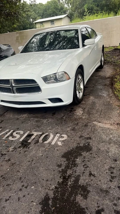 2011 Dodge Charger 7th Gen - Image 2 of 4