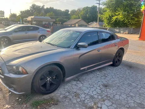 2011 Dodge Charger SE Sedan 4D