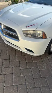 2011 Dodge Charger SE Sedan 4D