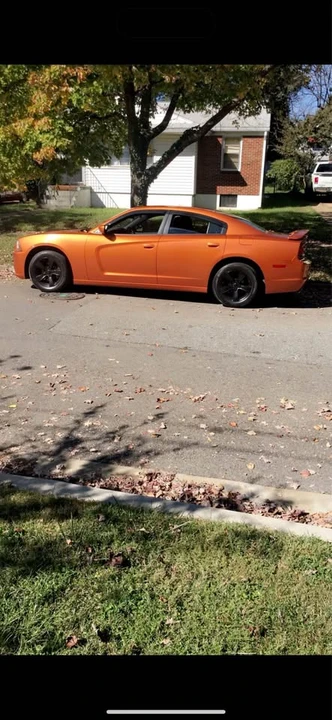 2011 Dodge Charger 7th Gen - Image 3 of 3