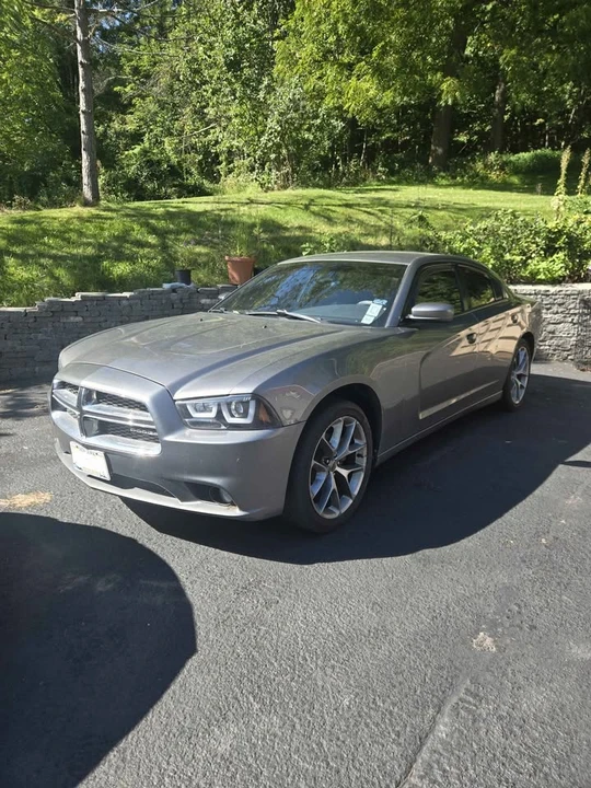 2011 Dodge Charger 7th Gen - Image 6 of 10