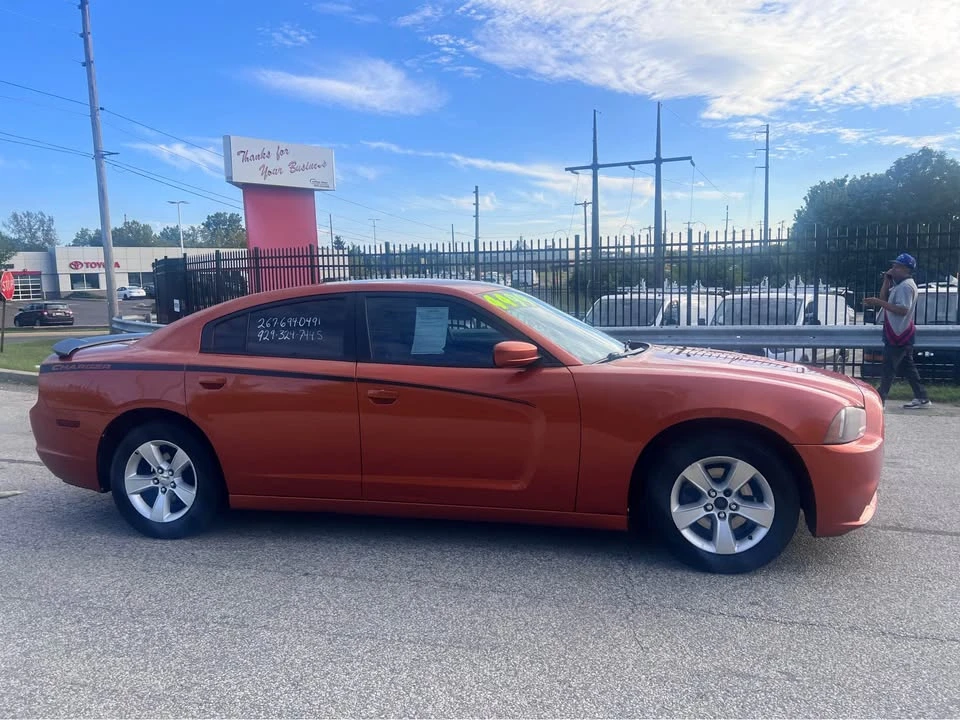 2011 Dodge Charger 7th Gen - Image 3 of 16