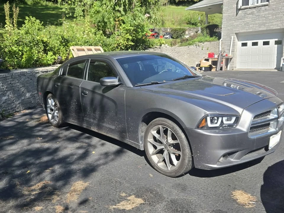 2011 Dodge Charger 7th Gen - Image 5 of 10
