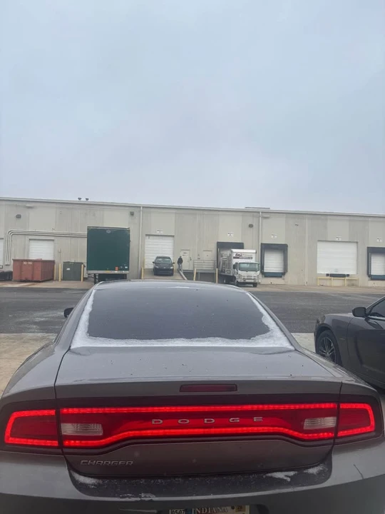 2011 Dodge Charger 7th Gen - Image 3 of 15