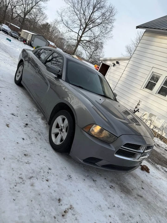 2011 Dodge Charger 7th Gen - Image 14 of 15