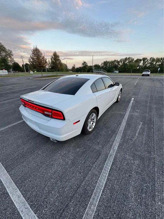 2011 Dodge Charger 7th Gen - Image 3 of 14