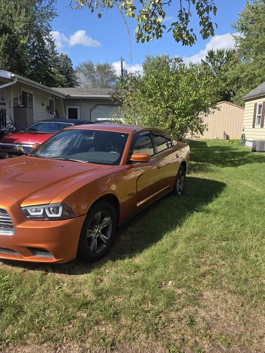 2011 Dodge Charger 7th Gen - Image 2 of 8
