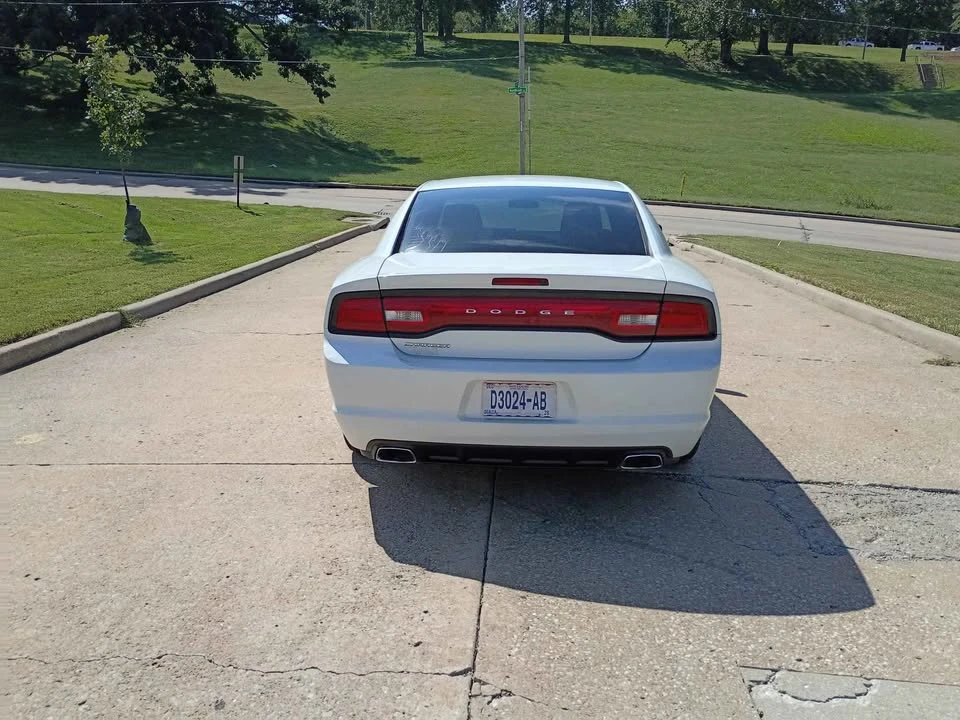 2011 Dodge Charger 7th Gen - Image 6 of 14
