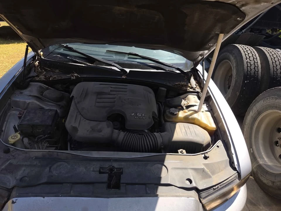 2011 Dodge Charger 7th Gen - Image 4 of 10