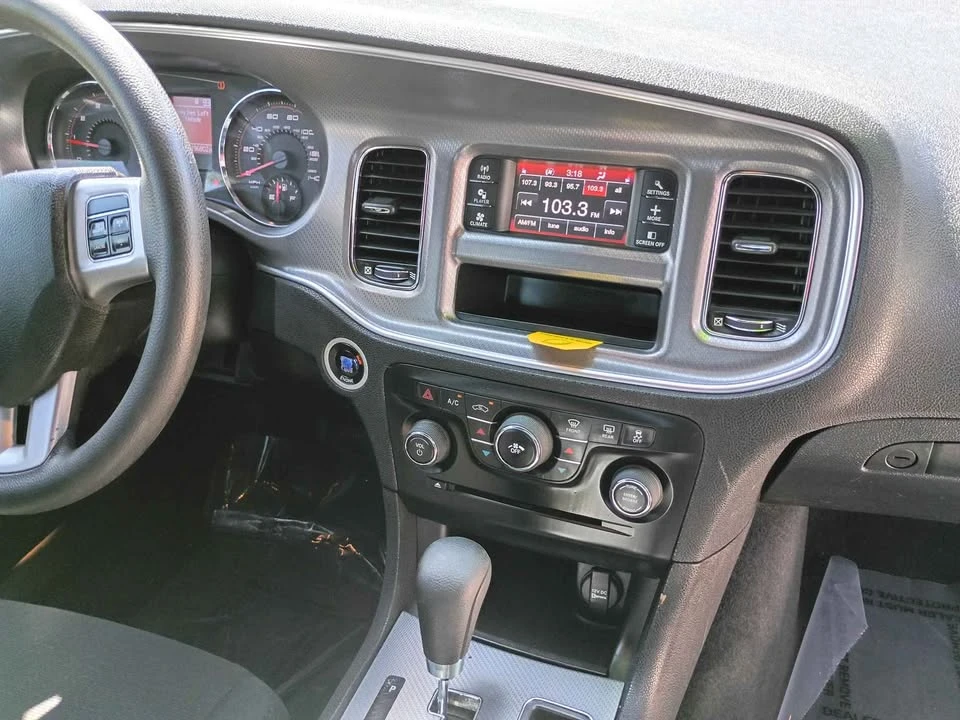 2011 Dodge Charger 7th Gen - Image 13 of 14