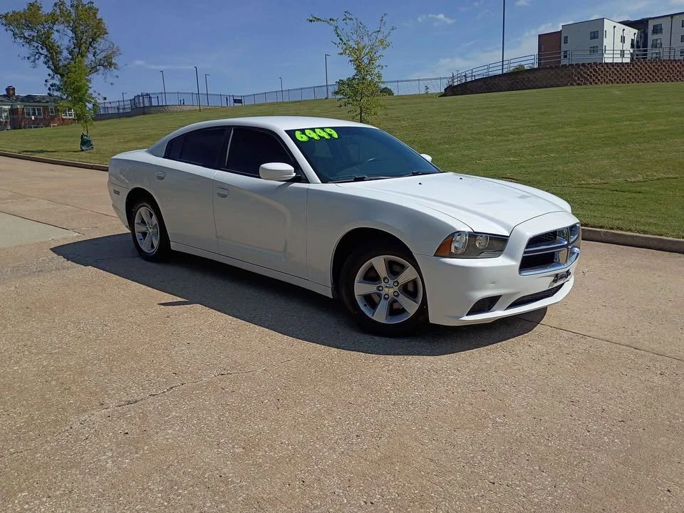 2011 Dodge Charger 7th Gen - Image 3 of 14