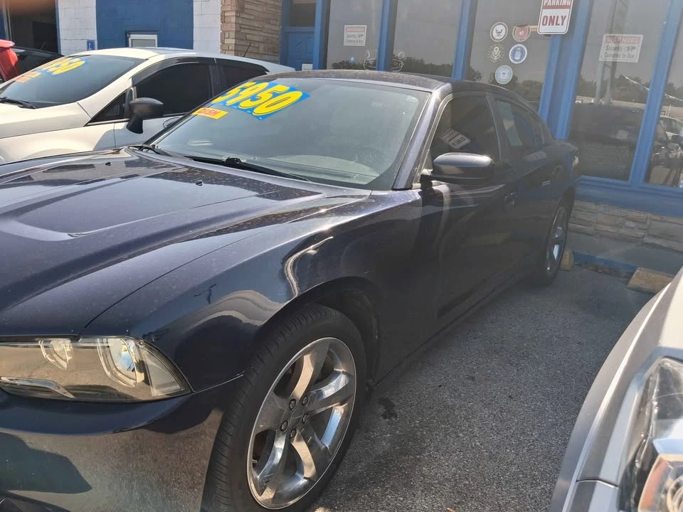 2011 Dodge Charger 7th Gen - Image 3 of 6