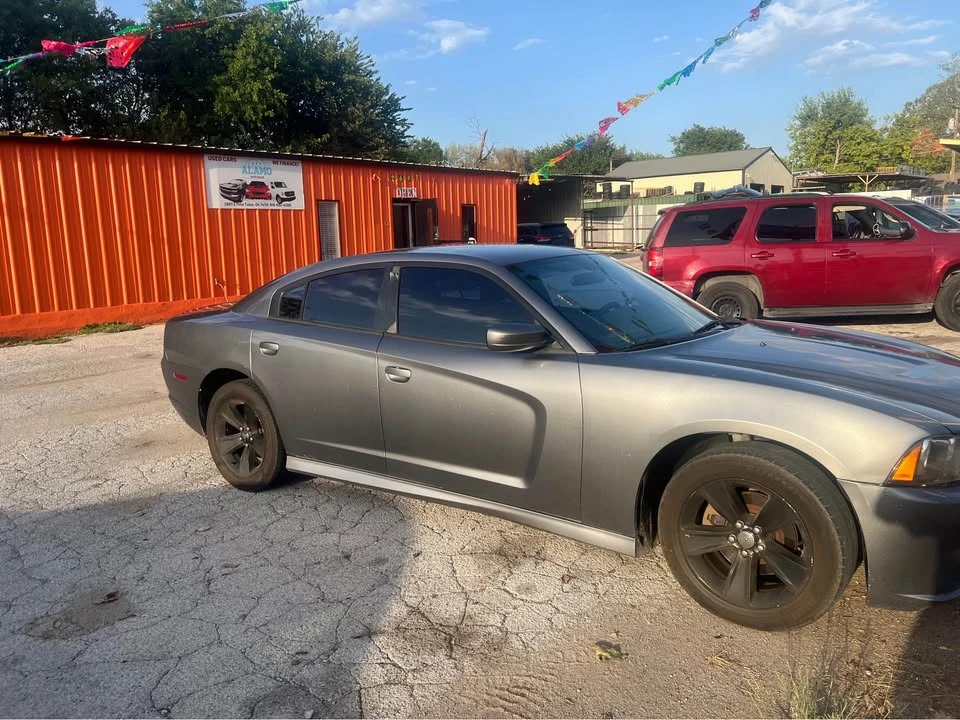 2011 Dodge Charger 7th Gen - Image 4 of 7